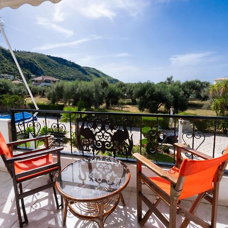 Villa Dimitris Apartments & Bungalows Frínion المظهر الخارجي الصورة