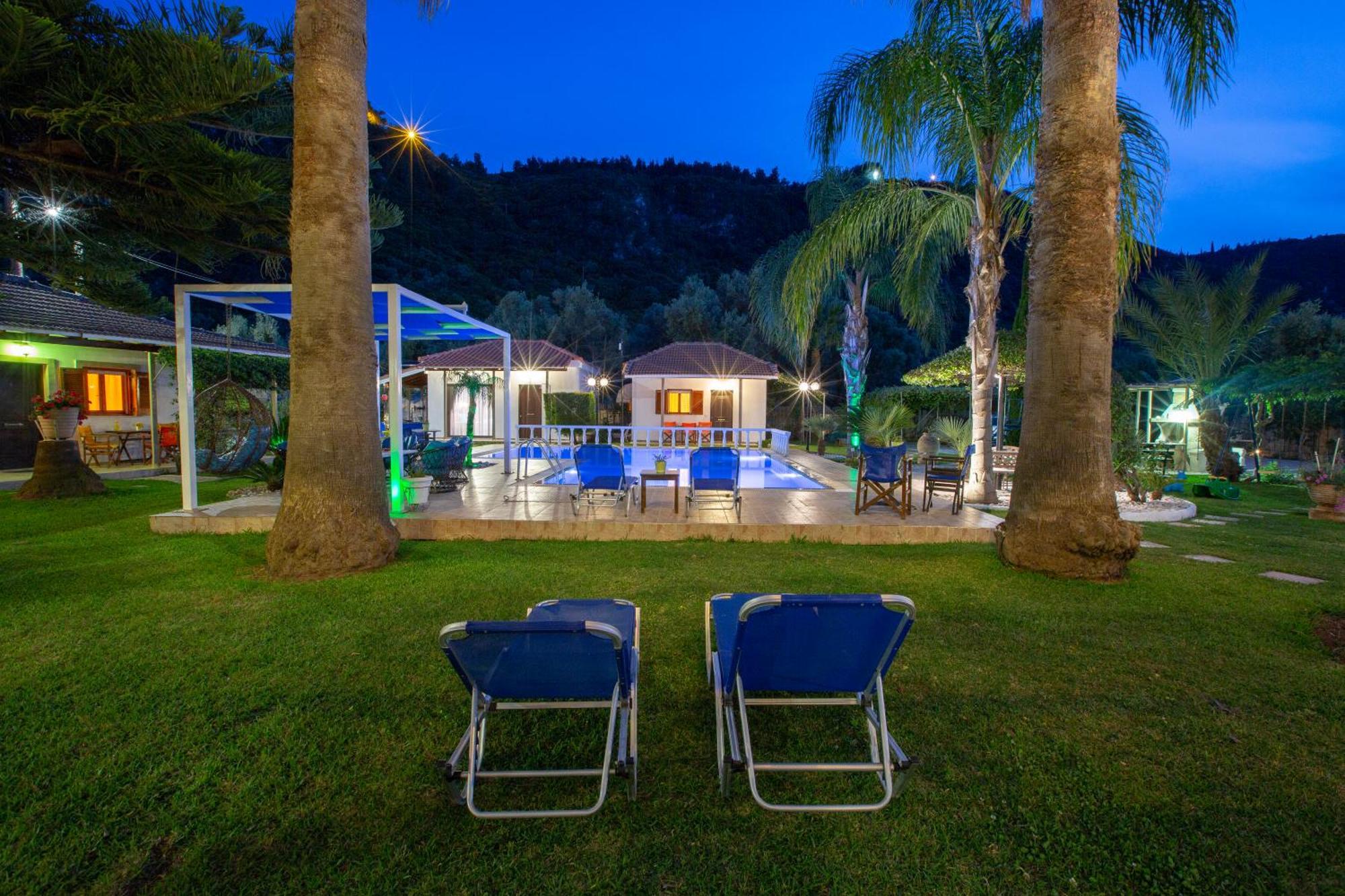 Villa Dimitris Apartments & Bungalows Frínion المظهر الخارجي الصورة