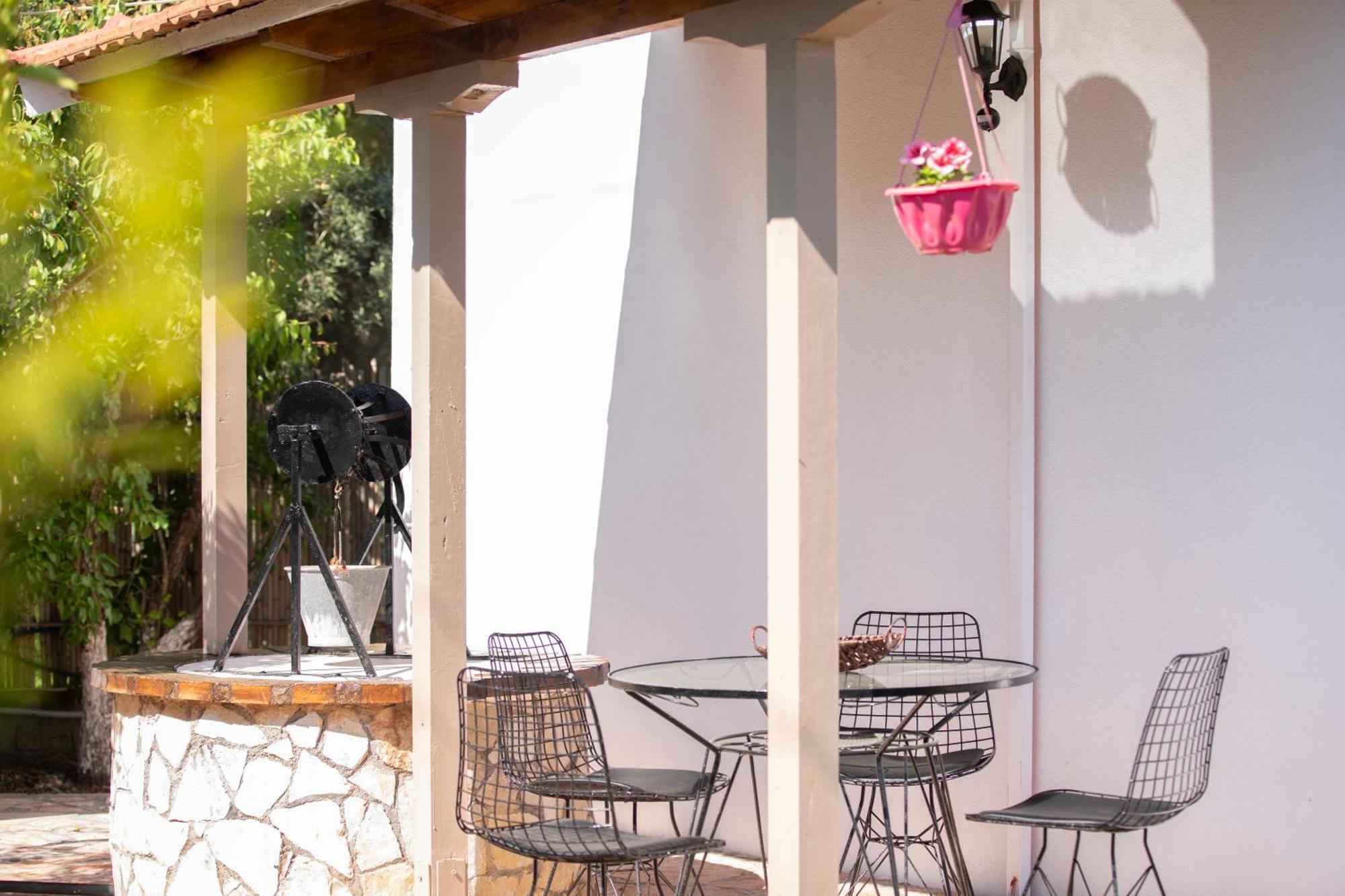 Villa Dimitris Apartments & Bungalows Frínion المظهر الخارجي الصورة