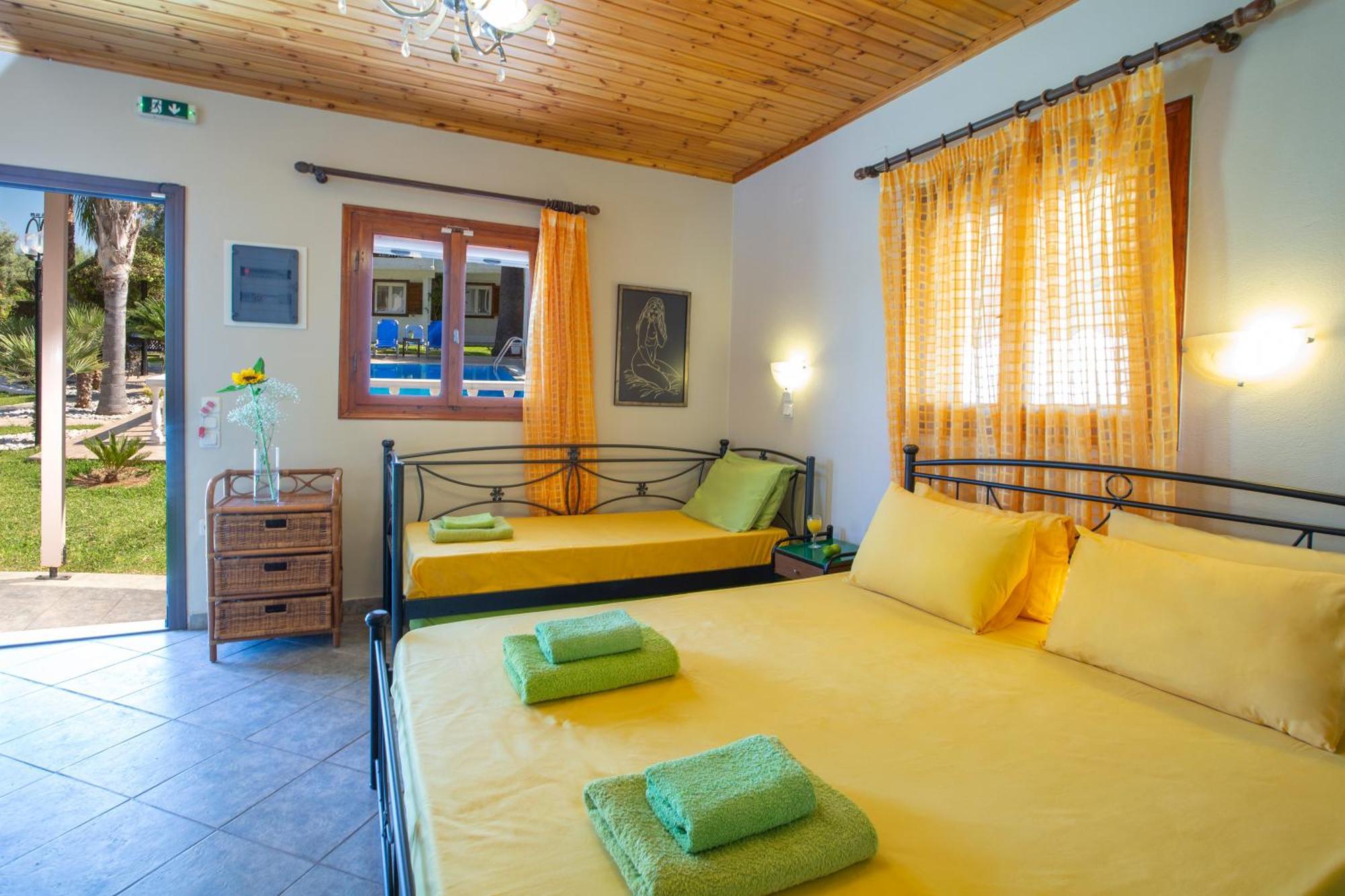 Villa Dimitris Apartments & Bungalows Frínion المظهر الخارجي الصورة