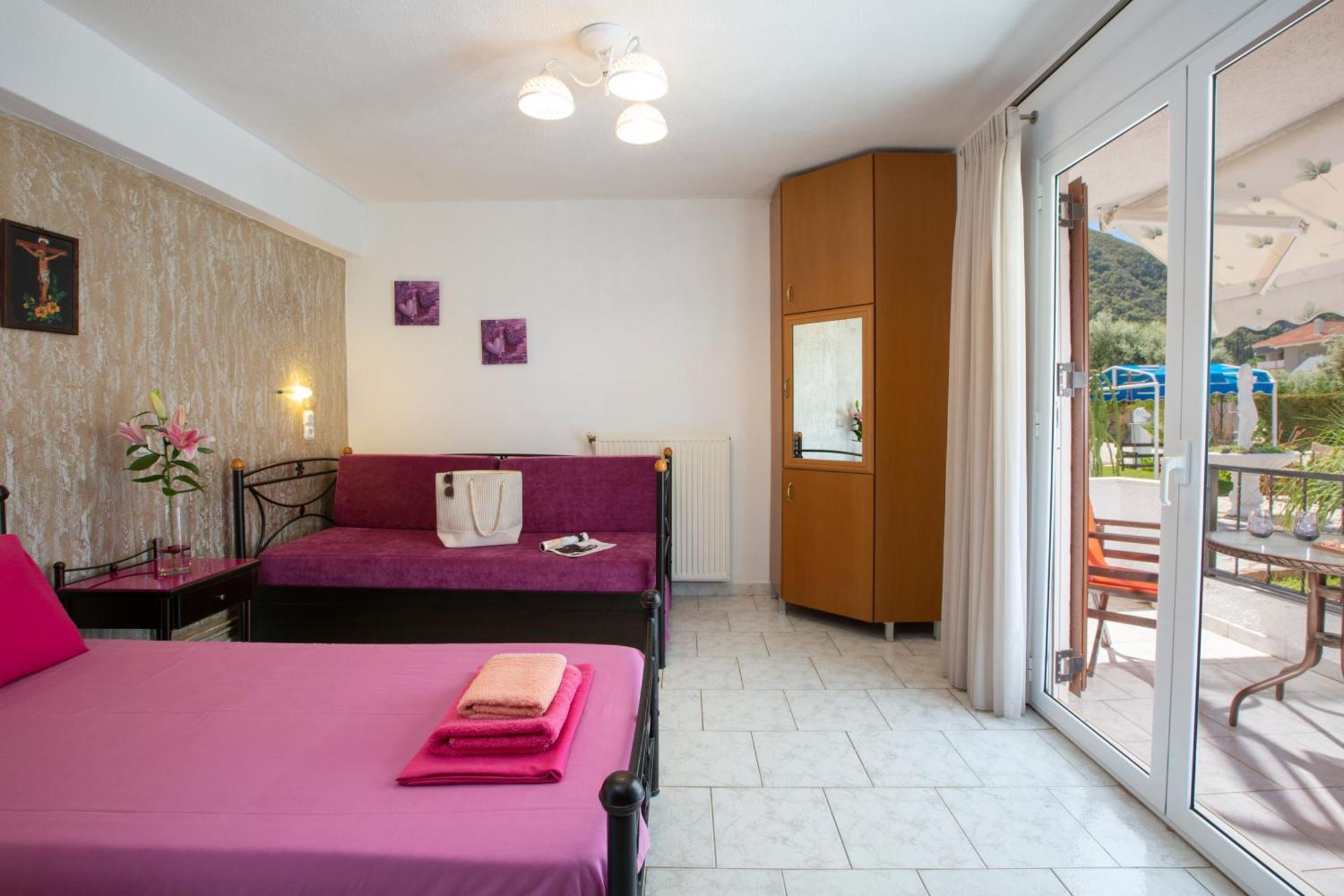 Villa Dimitris Apartments & Bungalows Frínion المظهر الخارجي الصورة