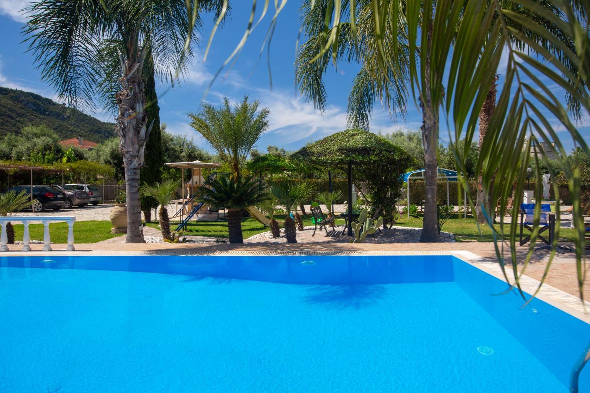 Villa Dimitris Apartments & Bungalows Frínion المظهر الخارجي الصورة