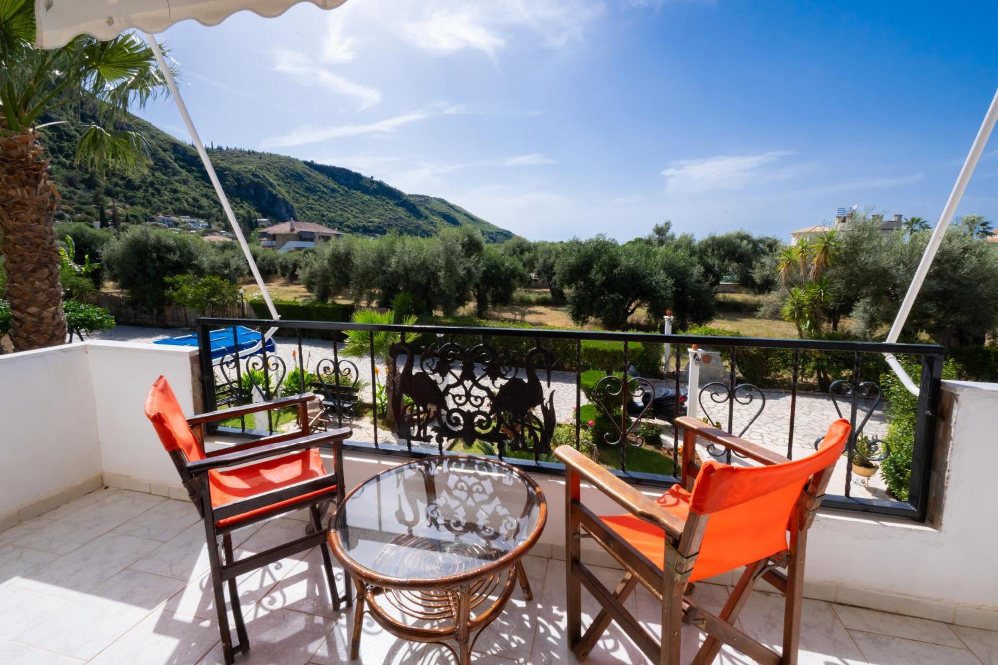 Villa Dimitris Apartments & Bungalows Frínion المظهر الخارجي الصورة